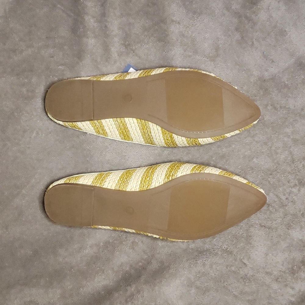 Universal Thread Beige Mules - Picture 3 of 5
